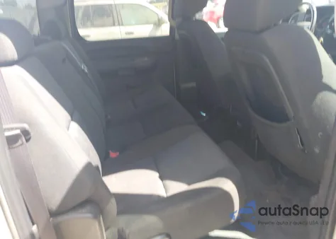 2011 Chevrolet Silverado C1500 Lt z USA, uszkodzony, nr VIN 3GCPCSEA3BG294365